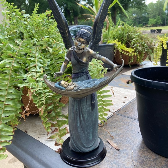 17”GUARDIAN ANGEL W/BABY IN CANOPY - Picture 2 of 3